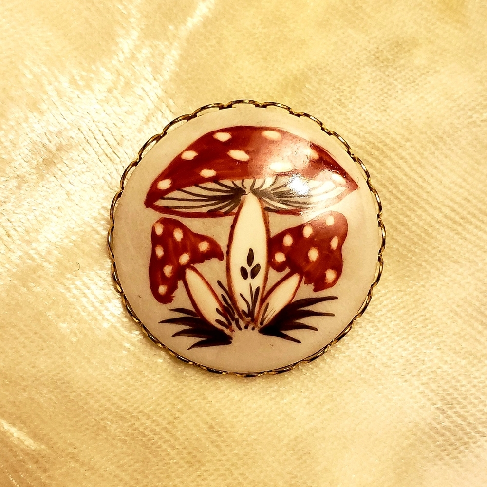 Vintage Porcelain Brooch